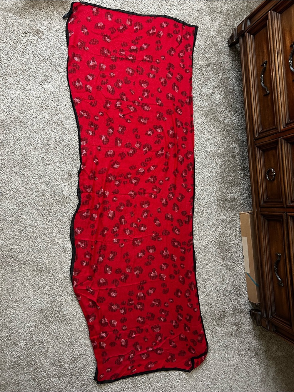 The Limited- Women’s Red Leopard Print scarf